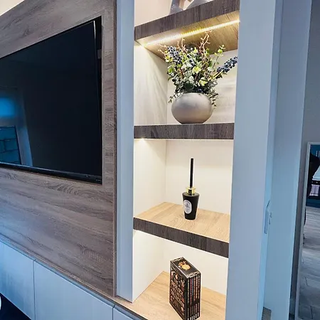 The - A Away From Home, With Private & Secluded Sauna Access Holiday home