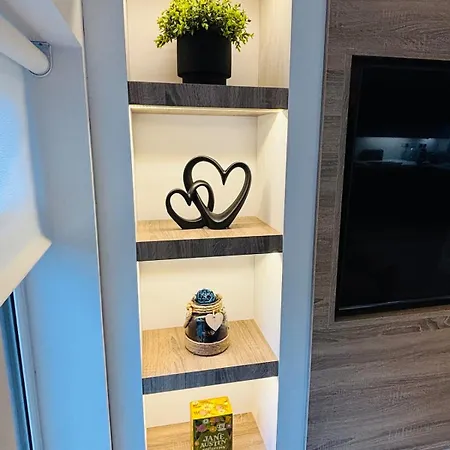 The - A Away From Home, With Private & Secluded Sauna Access * Killaloe