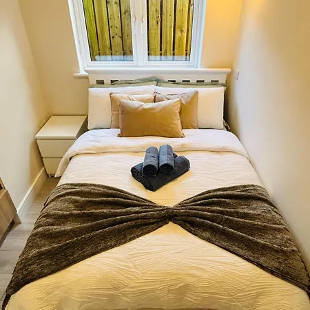 Σπίτι διακοπών The - A Away From Home, With Private & Secluded Sauna Access Killaloe