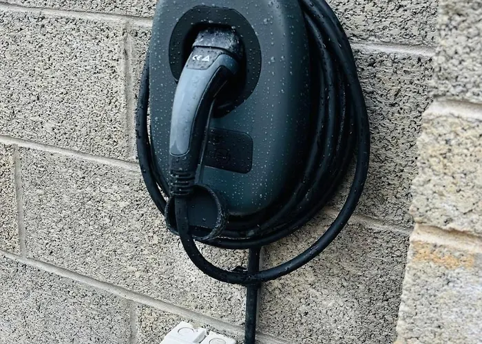 The - A Away From Home, With Private & Secluded Sauna Access *