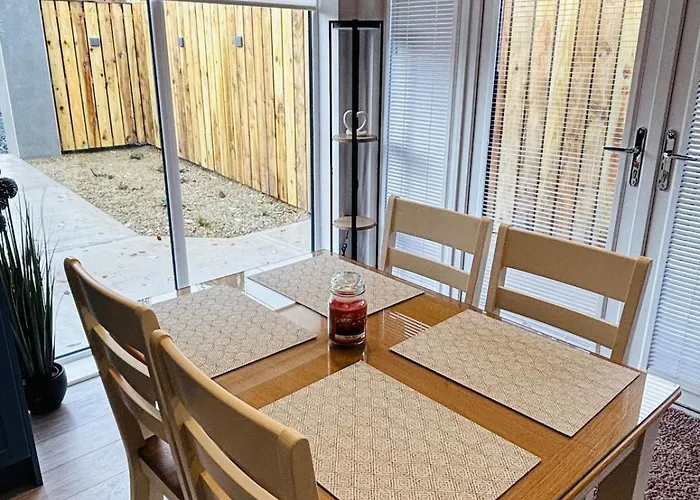 The - A Away From Home, With Private & Secluded Sauna Access